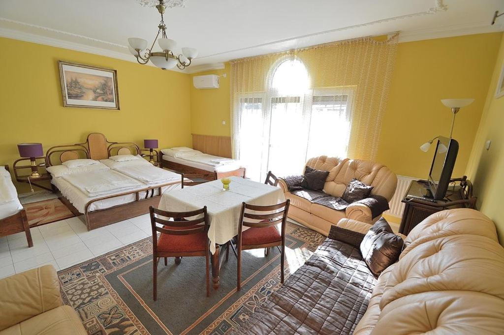 Hotel Nora Haz Hajdúszoboszló Zewnętrze zdjęcie